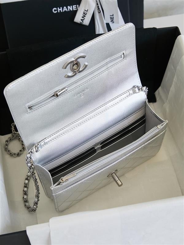 2026127205129987 560